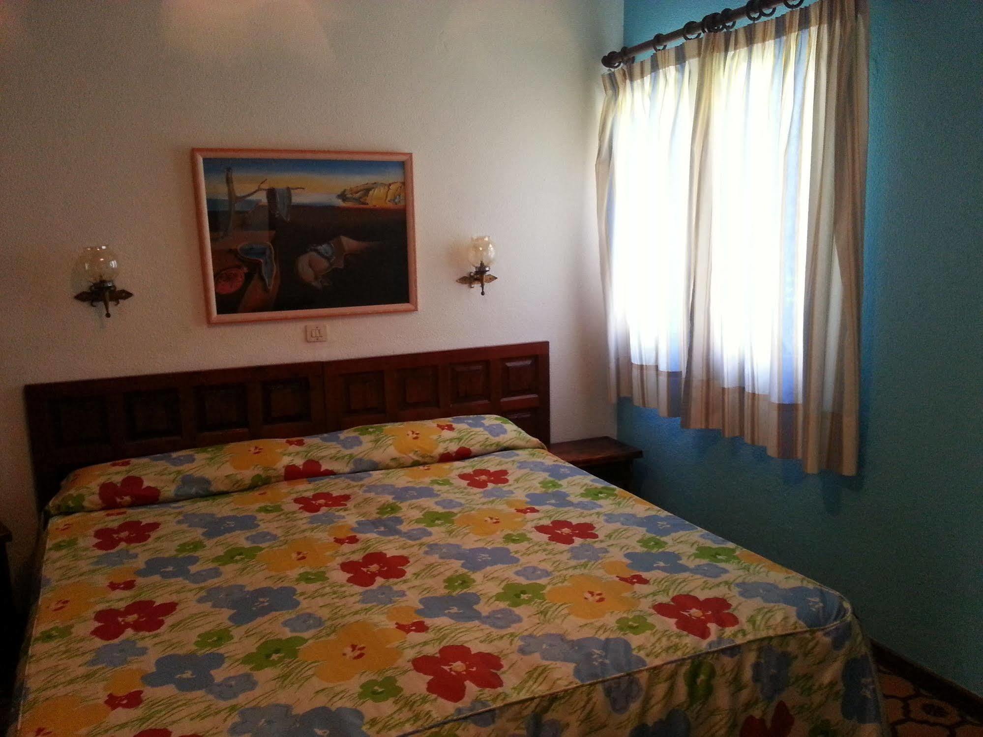 Apartamentos El Chaparral 플라야 델 잉글스 외부 사진